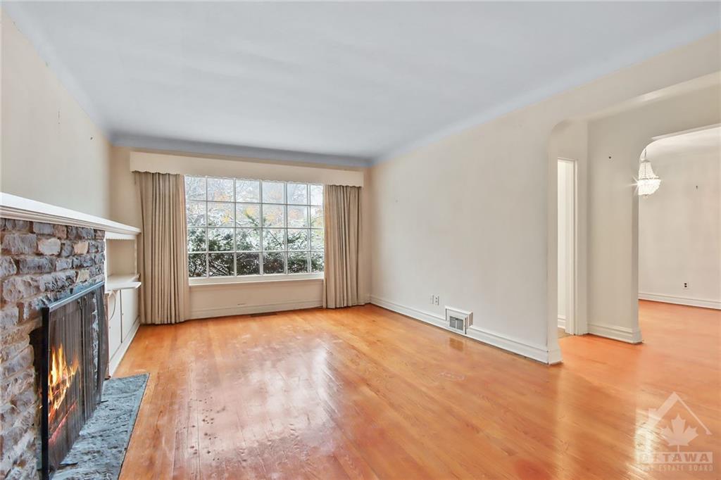 200 ISLAND PARK Drive