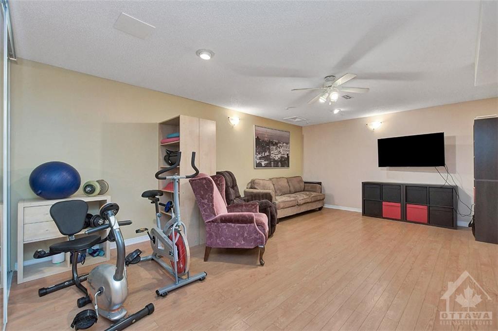 1886 NORTHLANDS Drive