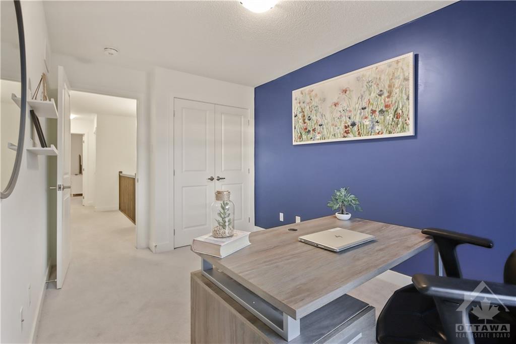 822 WOOLER Place