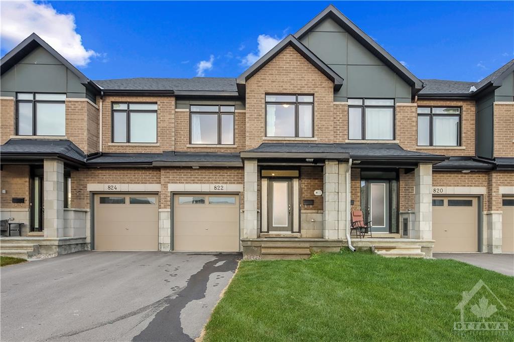 822 WOOLER Place