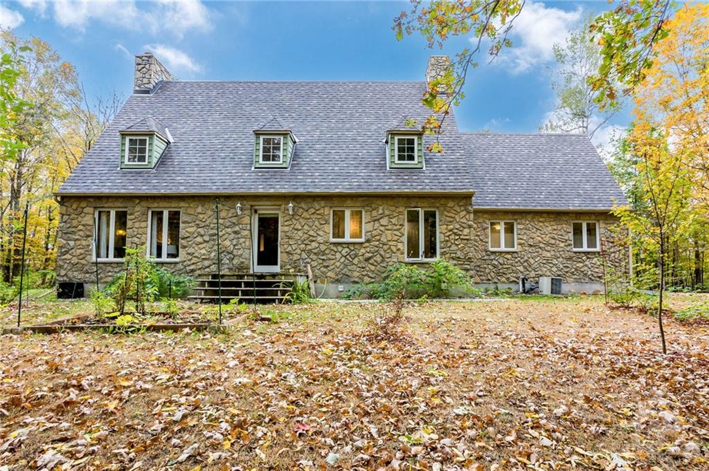 8395 COUNTY ROAD 17 Road