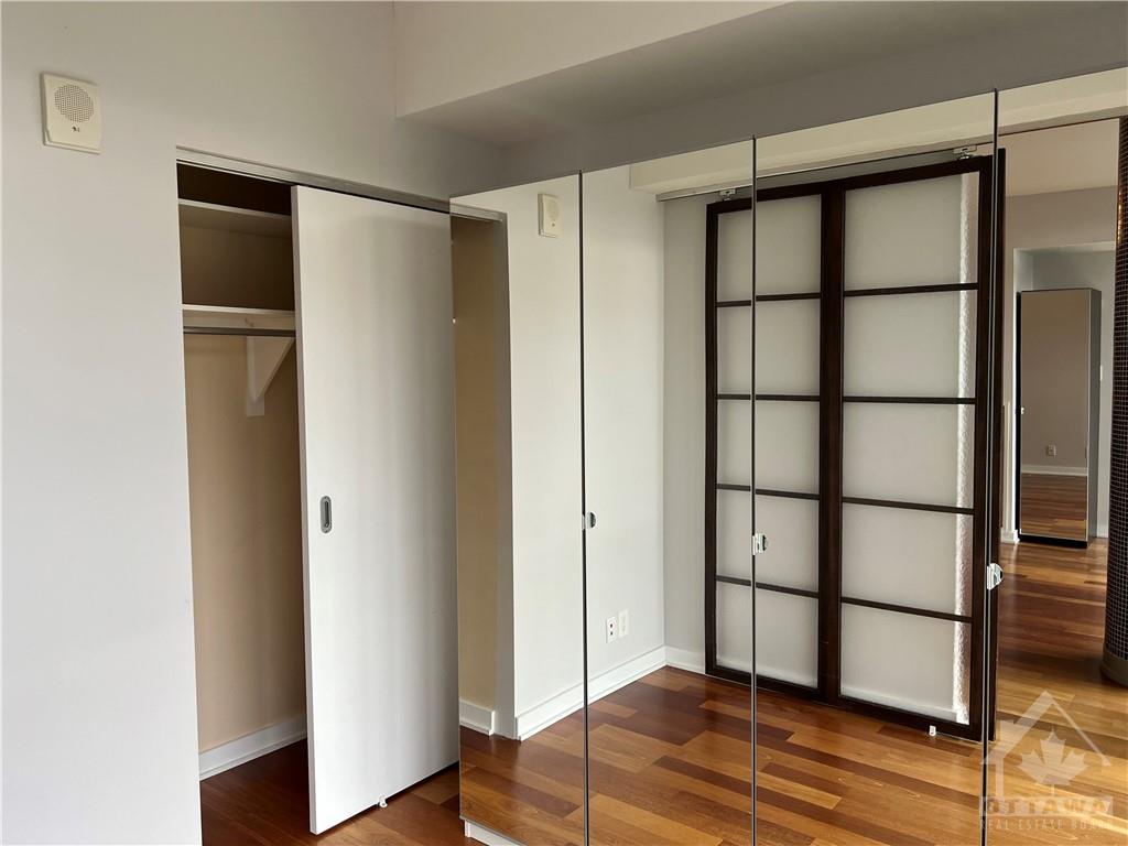 324 LAURIER Avenue W, #914