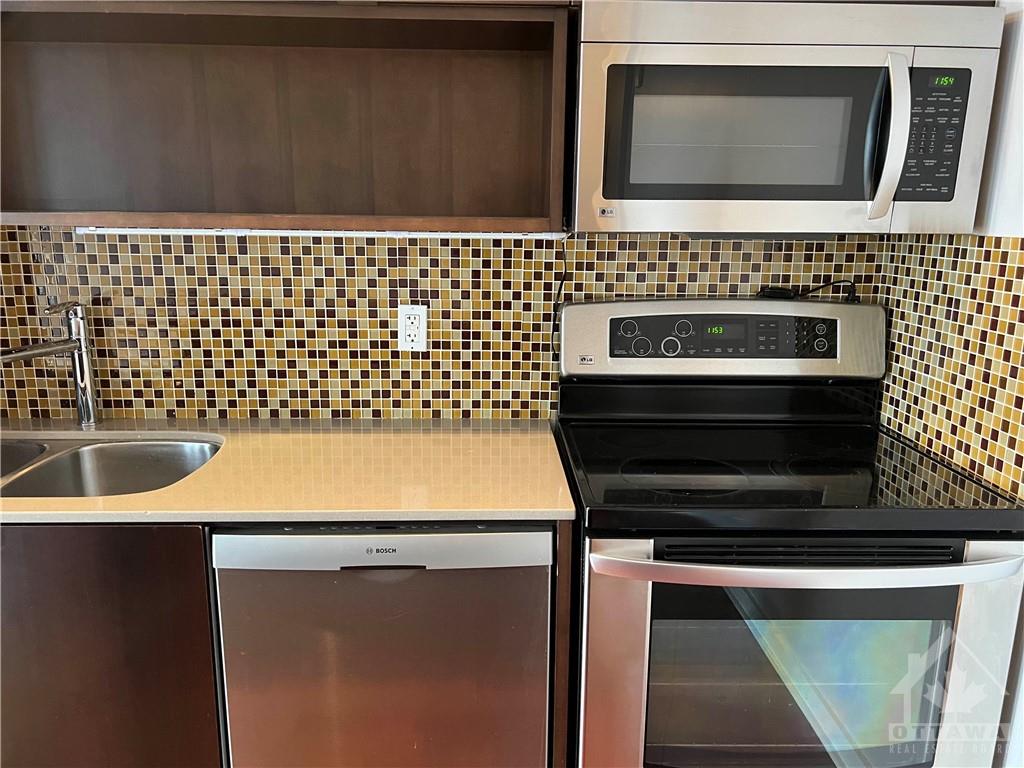 324 LAURIER Avenue W, #914