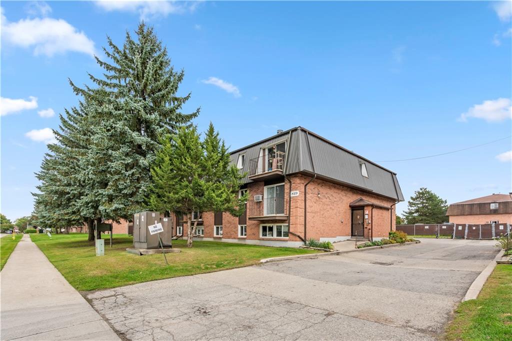 819 MACODRUM Drive, #1