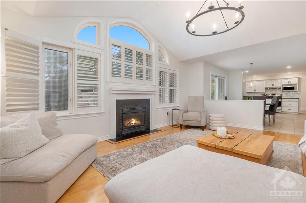 12 HERITAGE GROVE Crescent