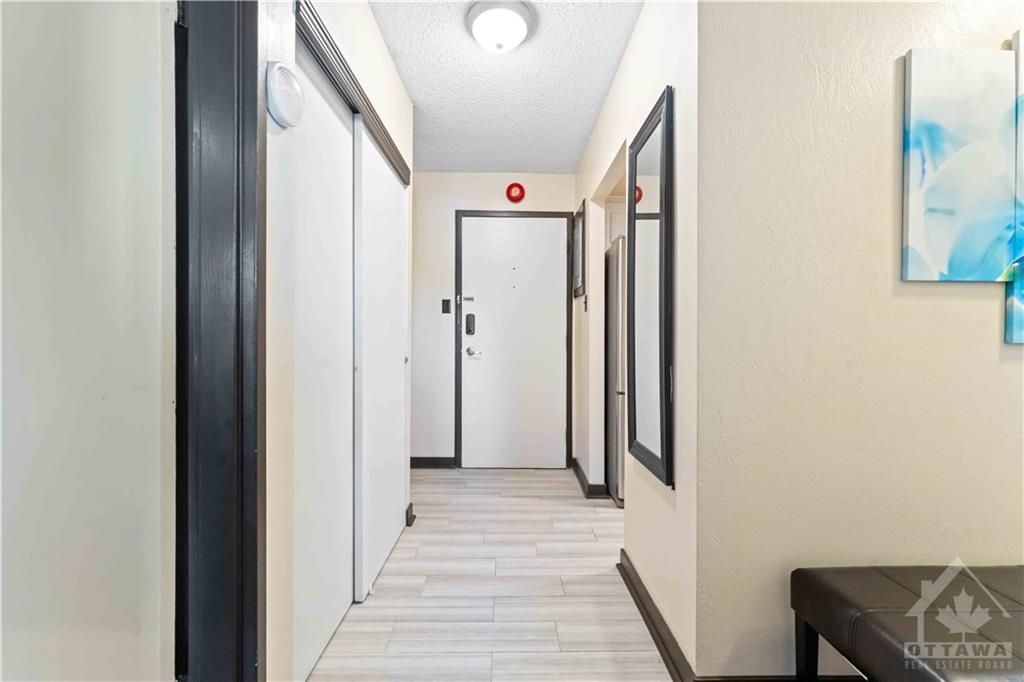 2041 ARROWSMITH Drive, #401C