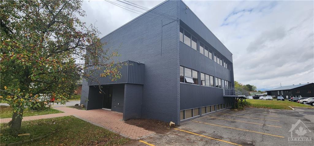1165 BEAVERWOOD Road