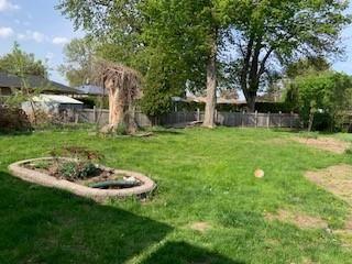 1233 CASWELL Crescent