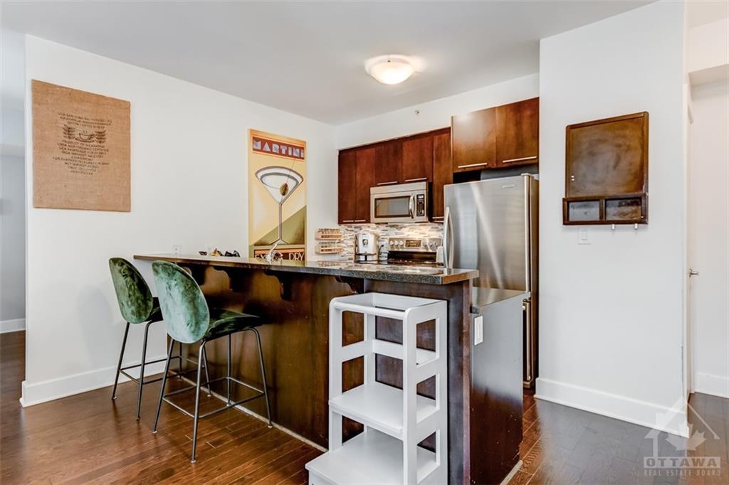 390 BOOTH Street, #101