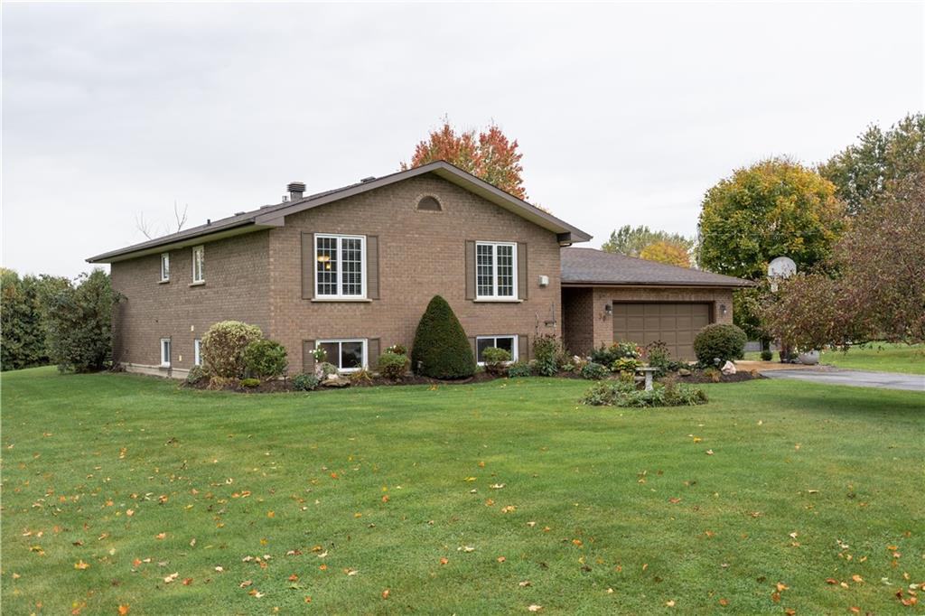 6612 WINE Crescent