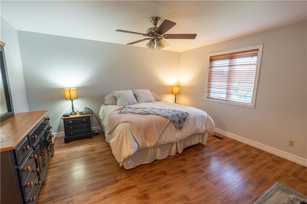 6612 WINE Crescent