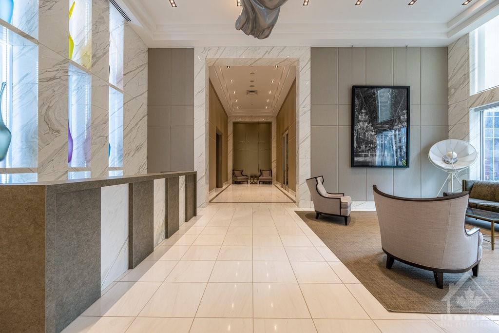111 CHAMPAGNE Avenue, #1108