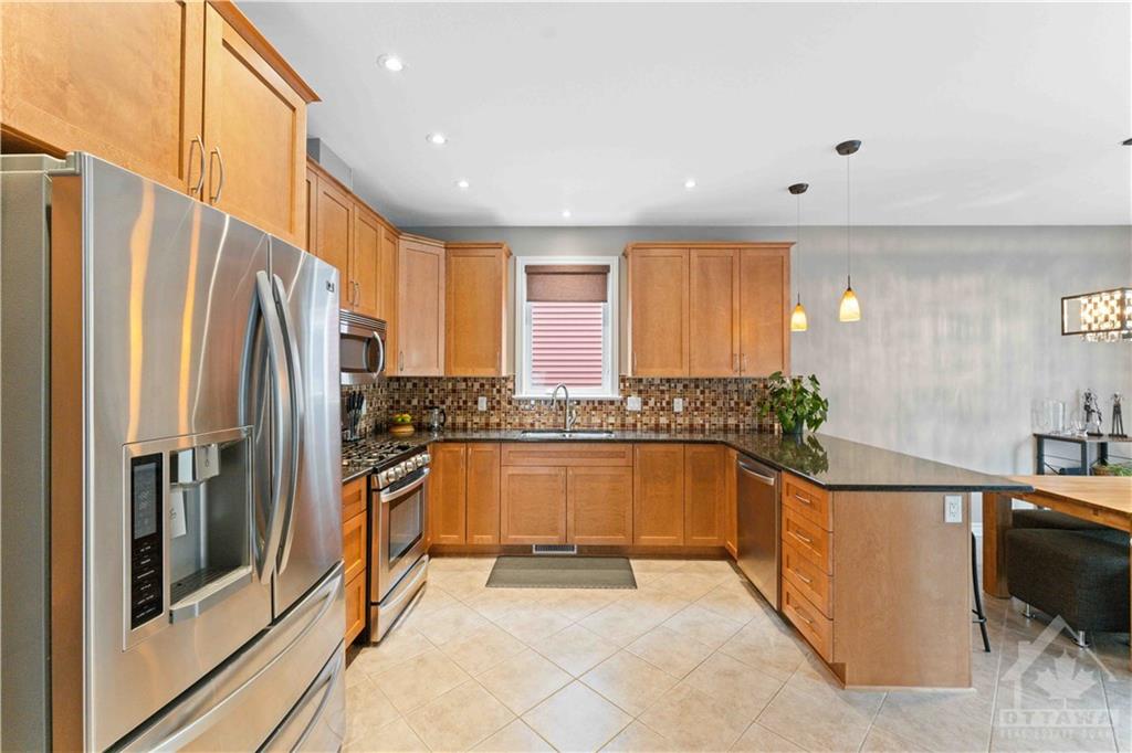 523 GOLDEN SEDGE Way
