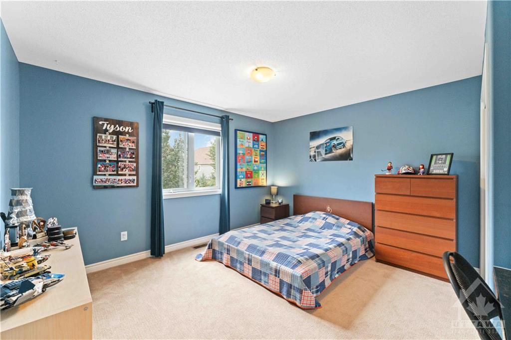 523 GOLDEN SEDGE Way