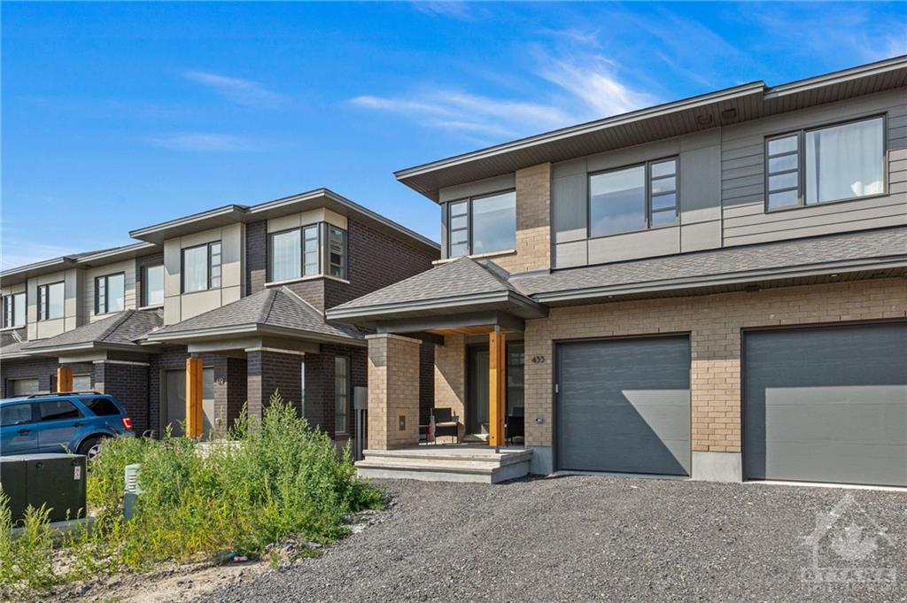 433 TRIDENT Mews