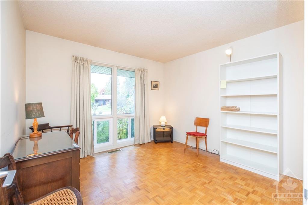 25 RIOPELLE Court