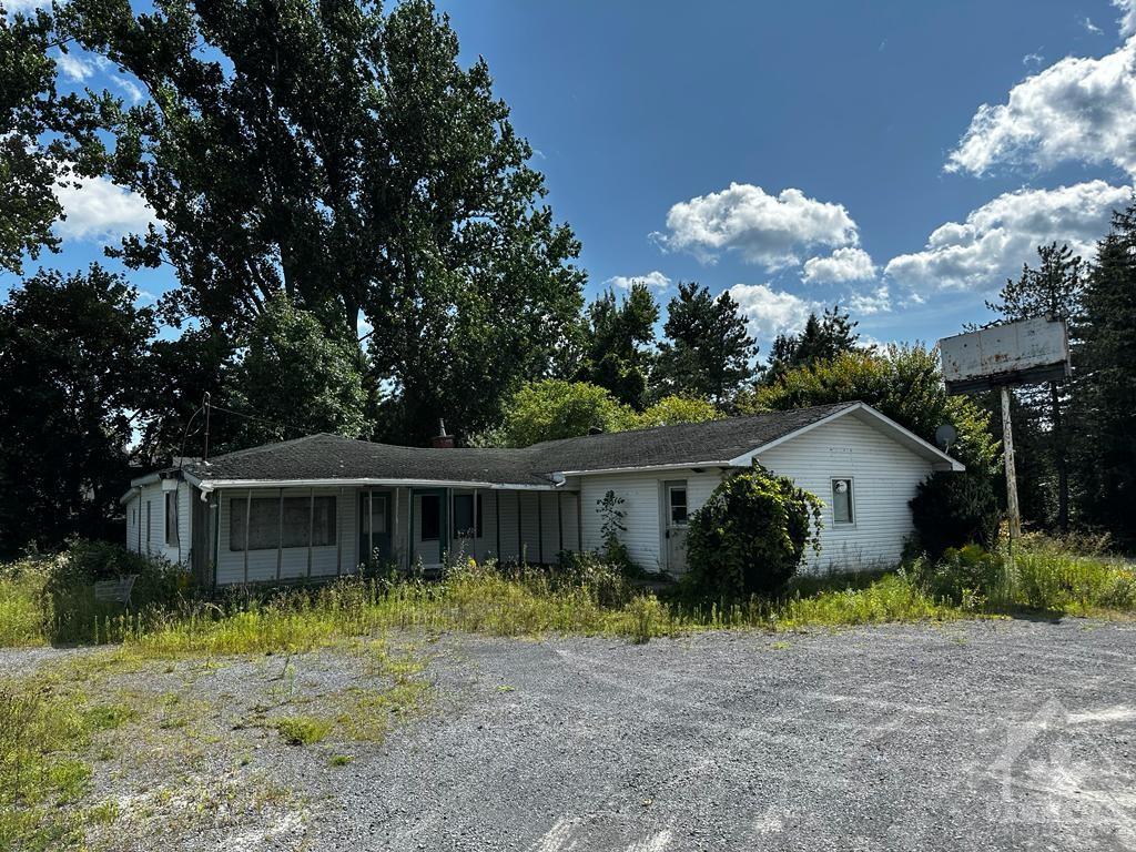 20918 SOUTH SERVICE Road