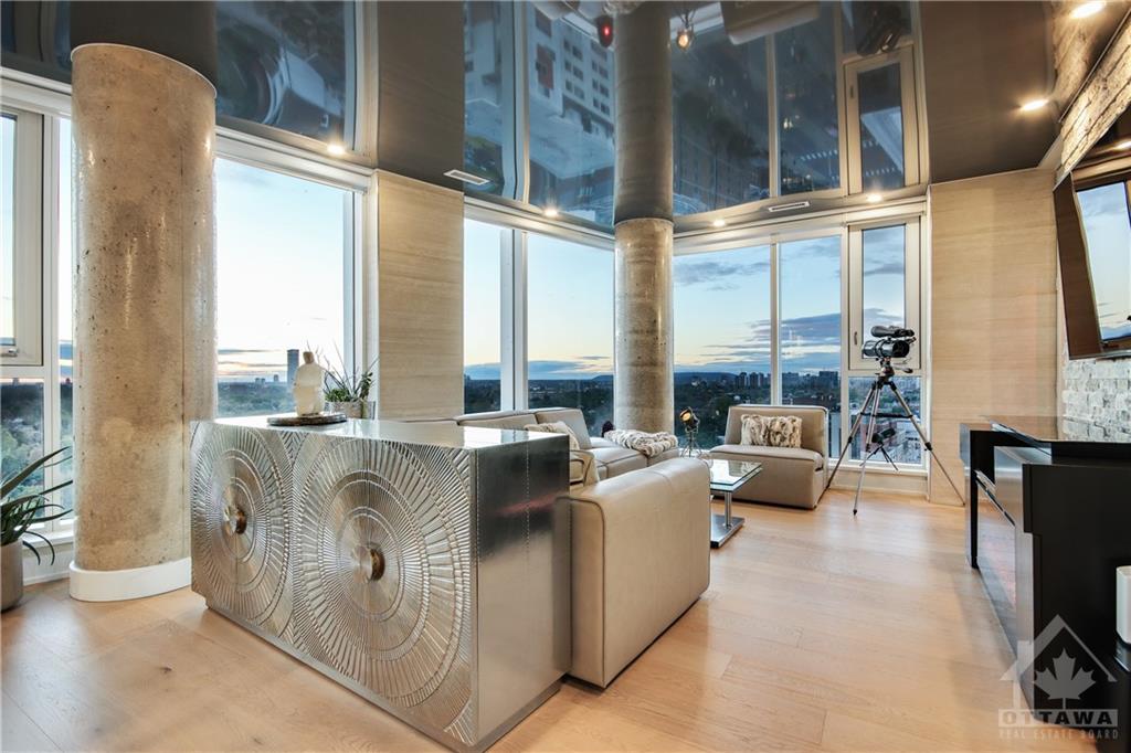 1035 BANK Street, #1702
