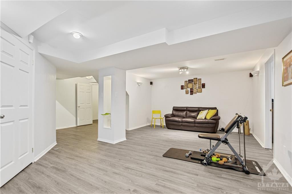 2103 GARDENWAY Drive