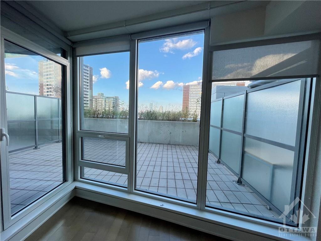 485 RICHMOND Road, #606