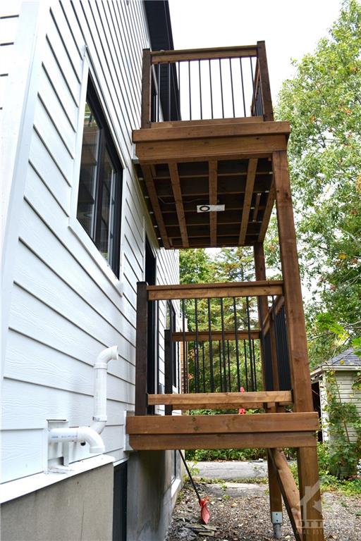 503 ATHLONE Avenue, #1