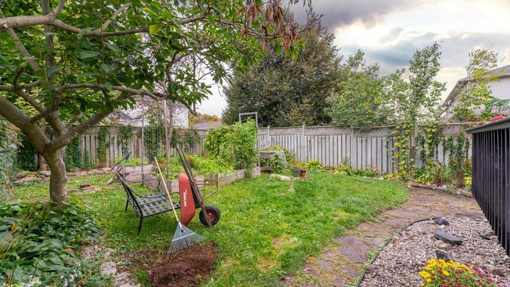 1066 BRIDLEWOOD Drive