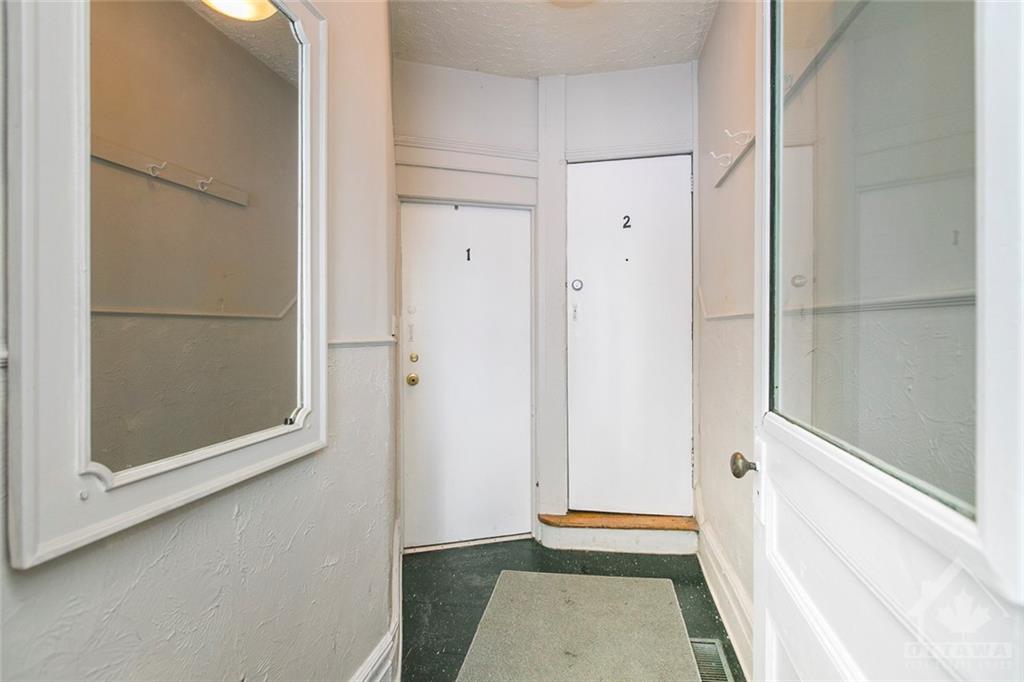27 PERKINS Street