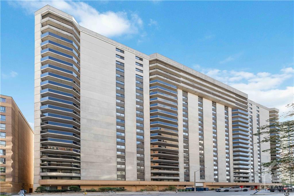 470 LAURIER Avenue W, #705