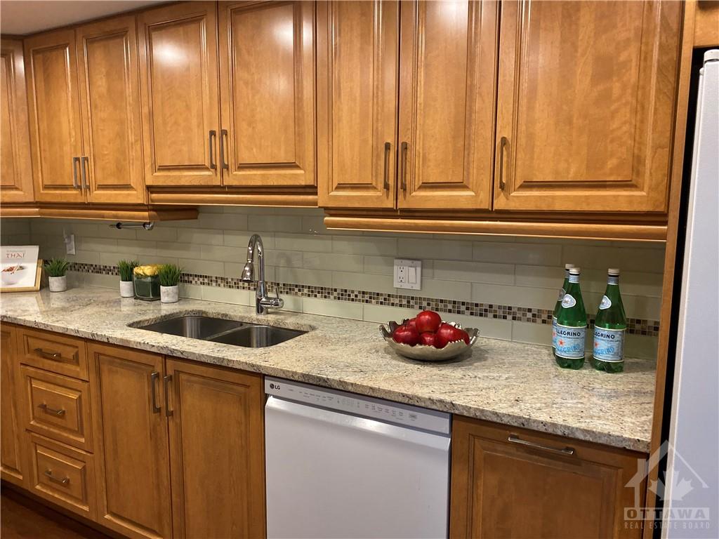 3099 CARLING Avenue, #203