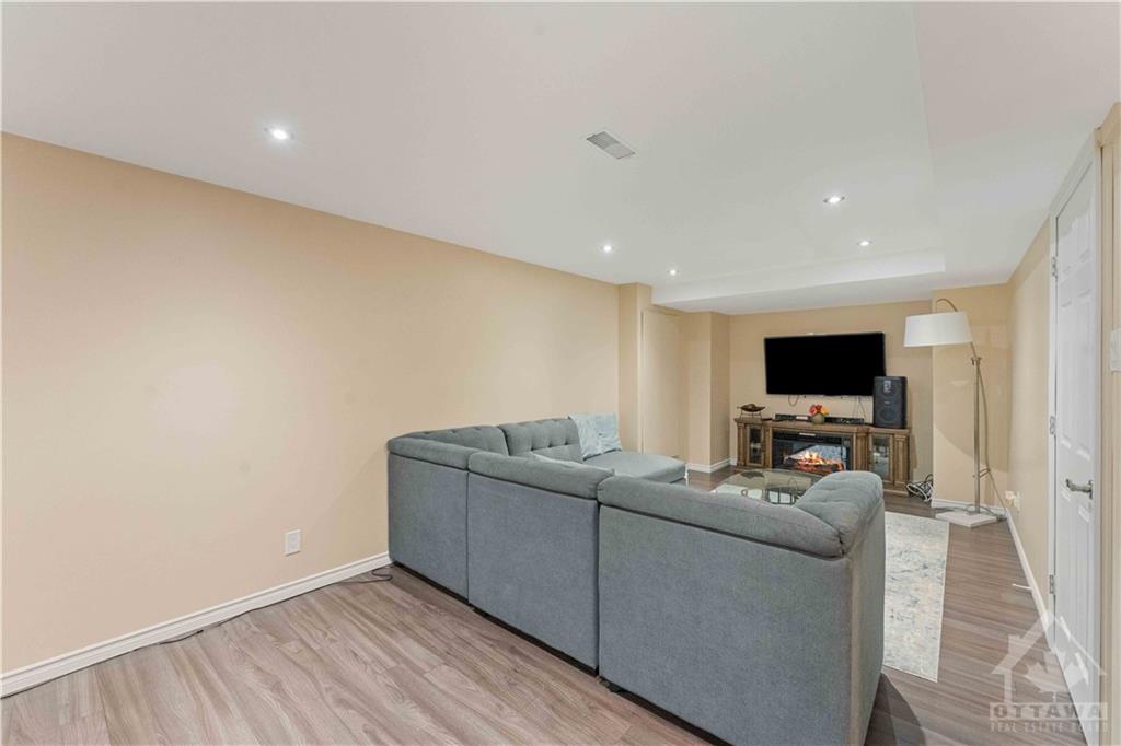 537 BRETBY Crescent