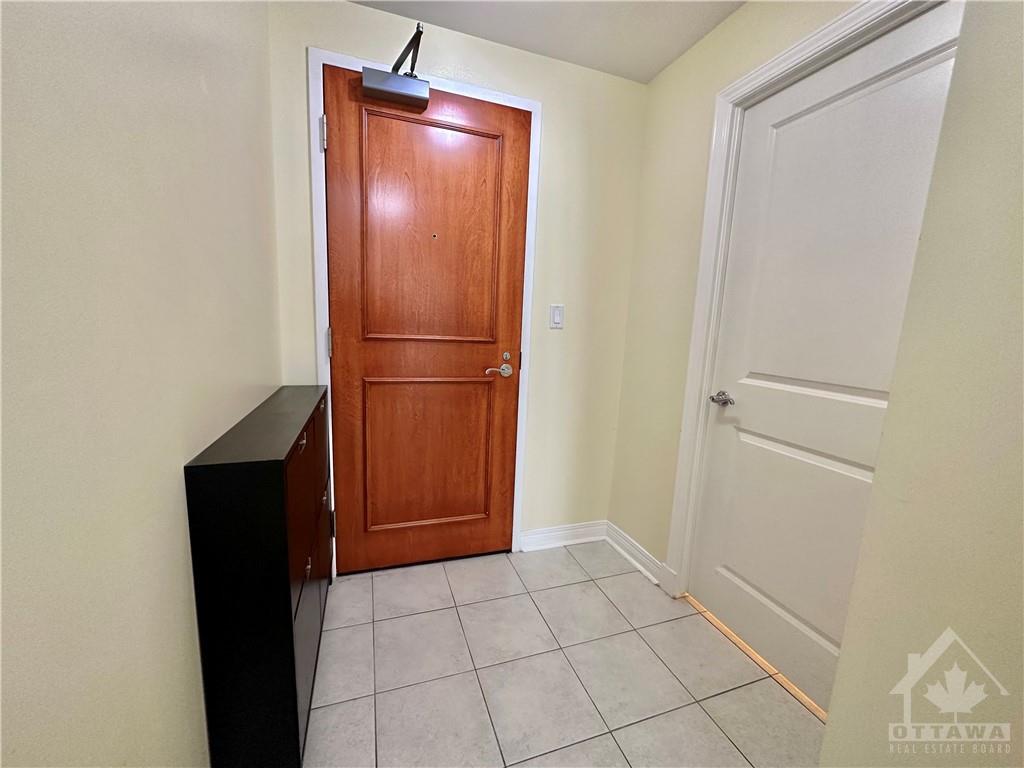570 LAURIER Avenue, #406