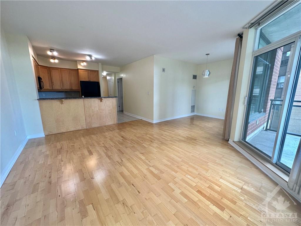 570 LAURIER Avenue, #406