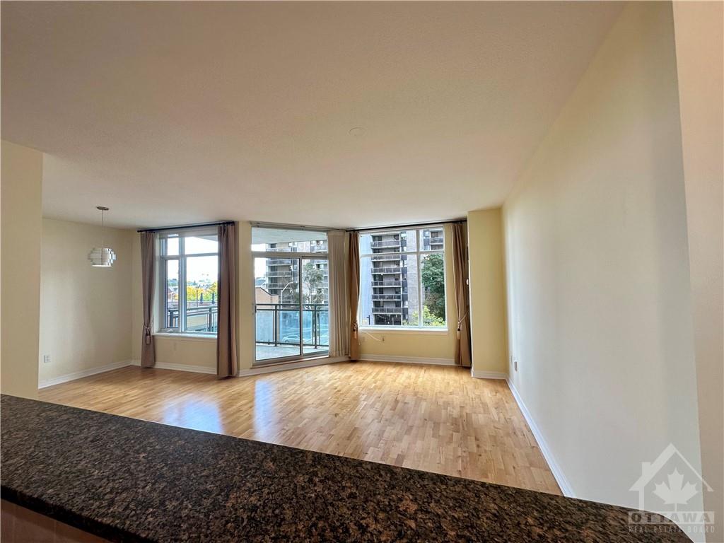 570 LAURIER Avenue, #406