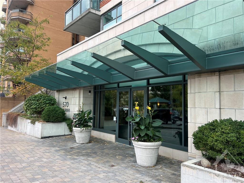 570 LAURIER Avenue, #406