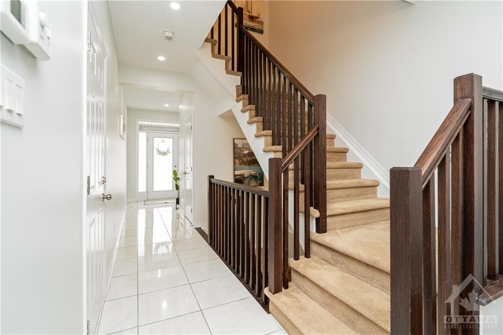150 HAWKSHAW Crescent