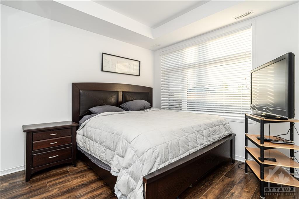 371 HALIBURTON Heights, #F