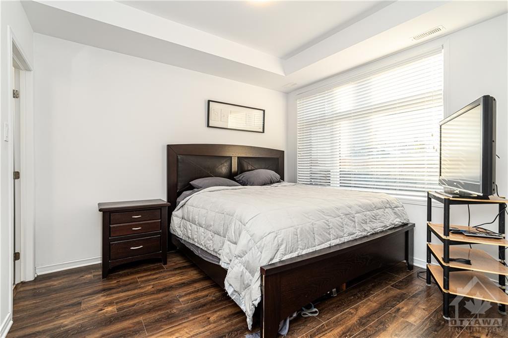 371 HALIBURTON Heights, #F