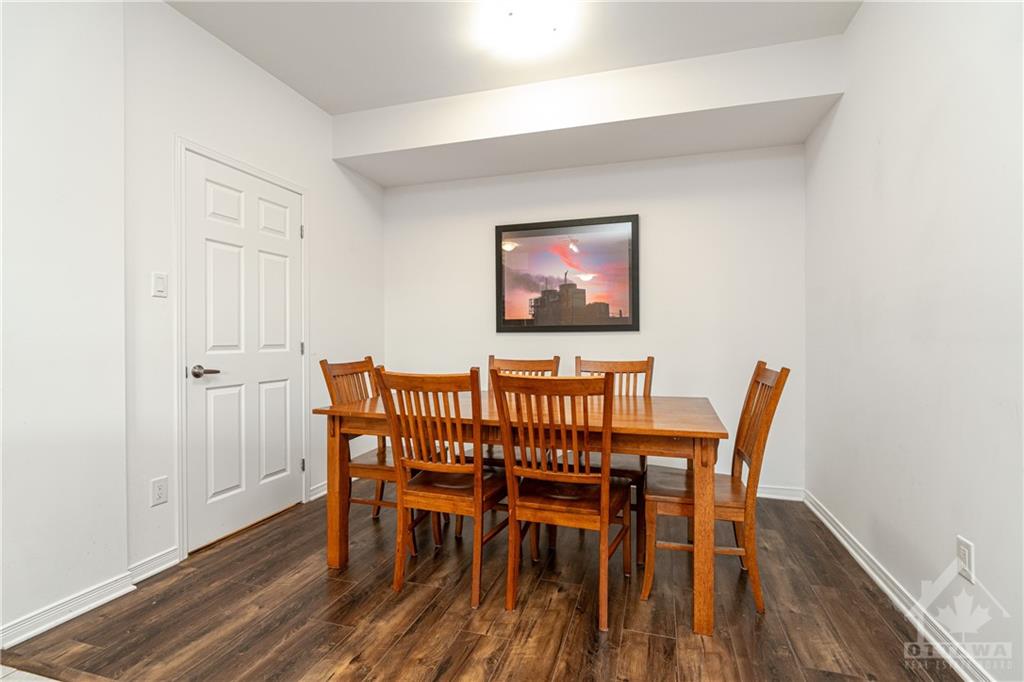 371 HALIBURTON Heights, #F