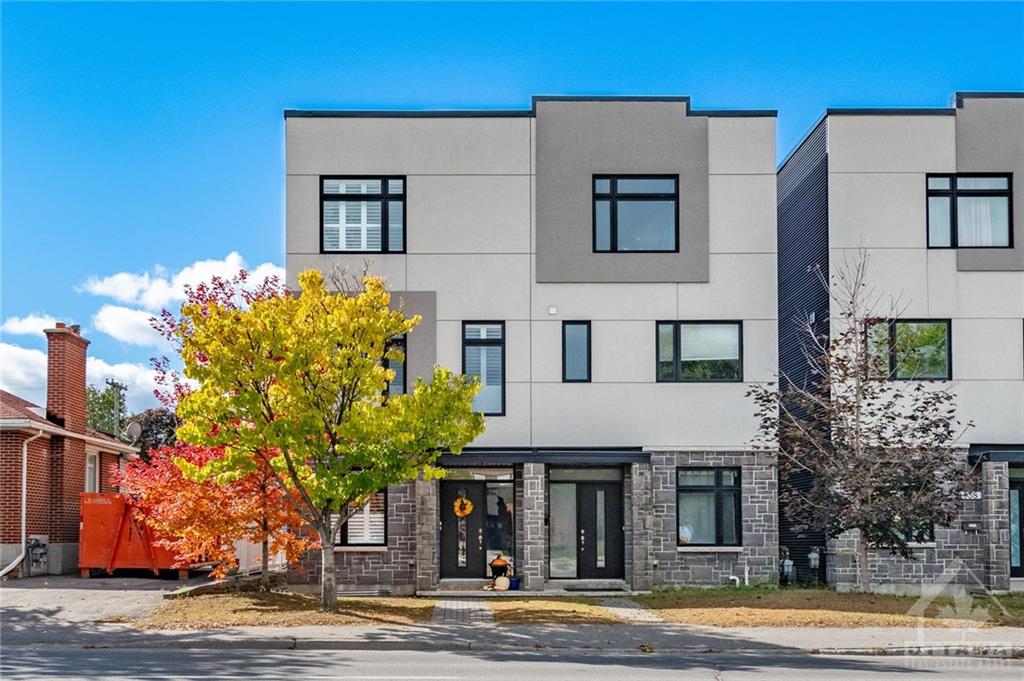 942 WOODROFFE Avenue