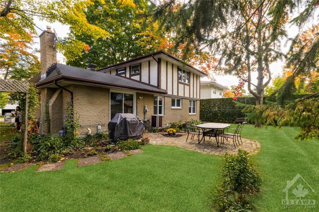 627 DUFF Crescent