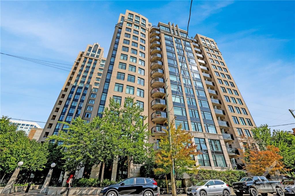 245 KENT Street, #707