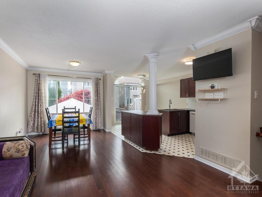 71 FLOWERTREE Crescent