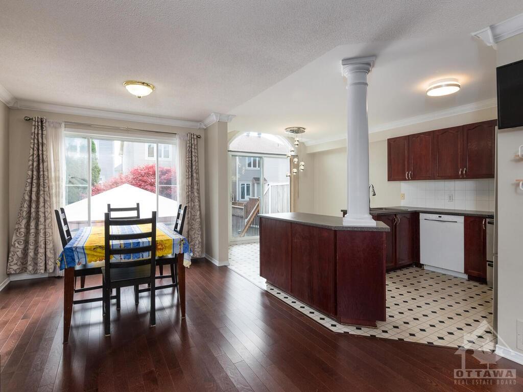 71 FLOWERTREE Crescent