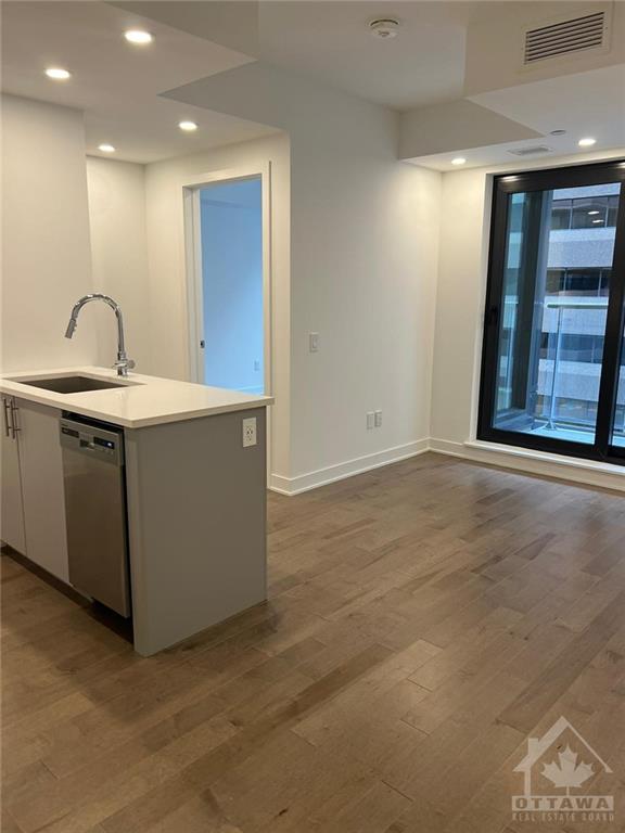 340 QUEEN STREET Street, #502