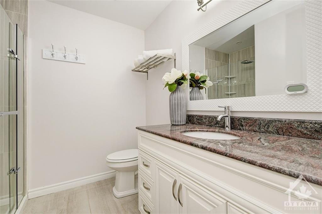 59 ASSINIBOINE Drive