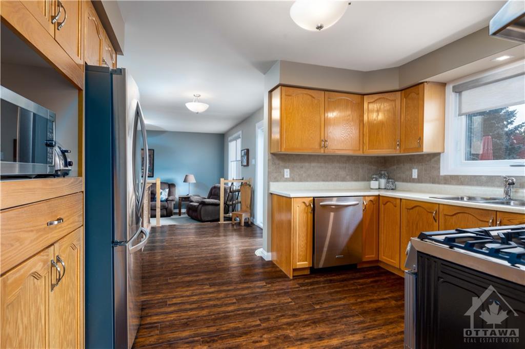 205 TWEED Crescent