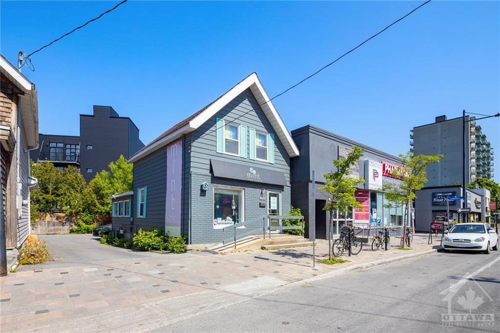 1071 WELLINGTON Street W