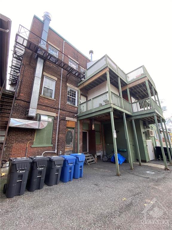 1123-1131 WELLINGTON Street