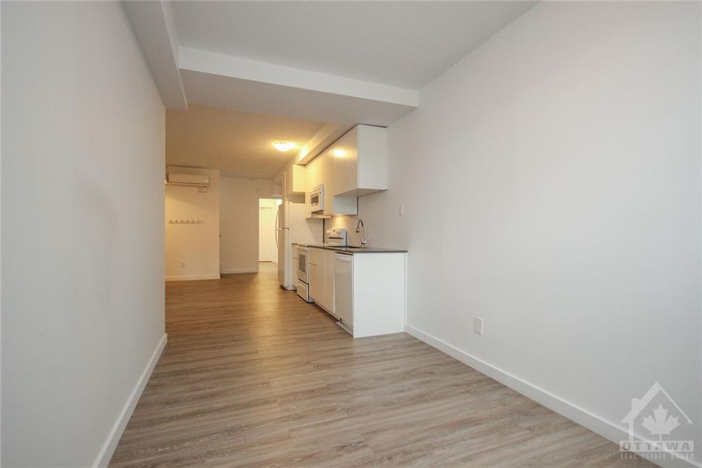 247 GRANVILLE Street, #B
