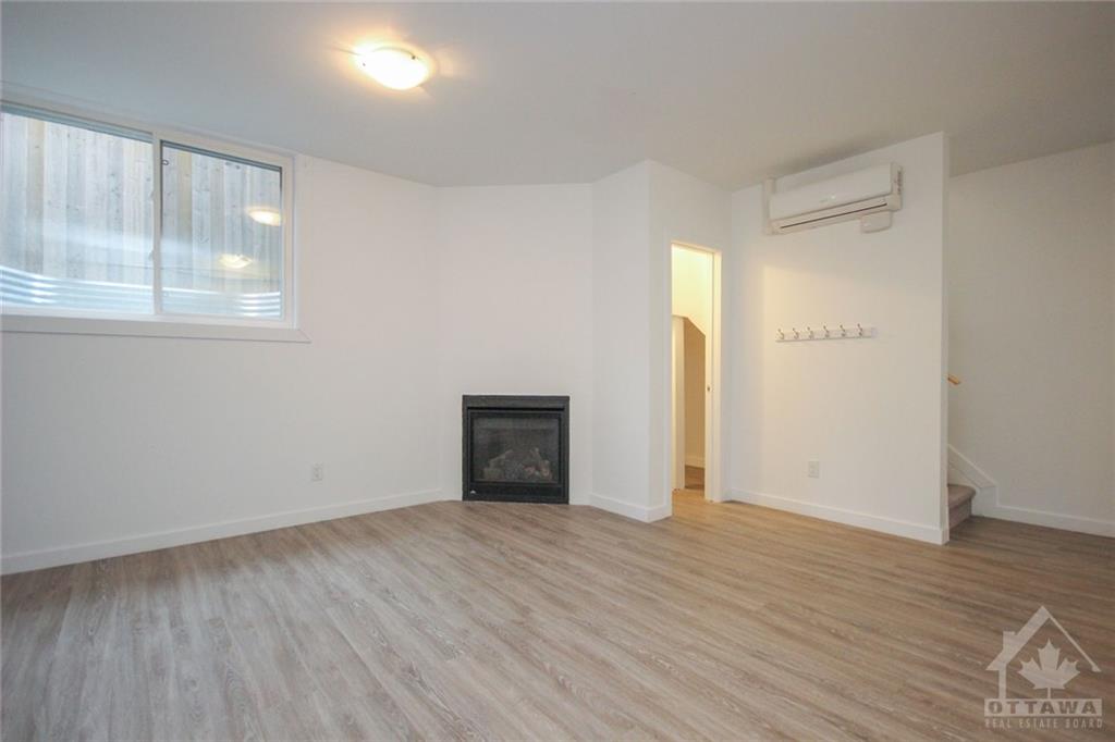 247 GRANVILLE Street, #B